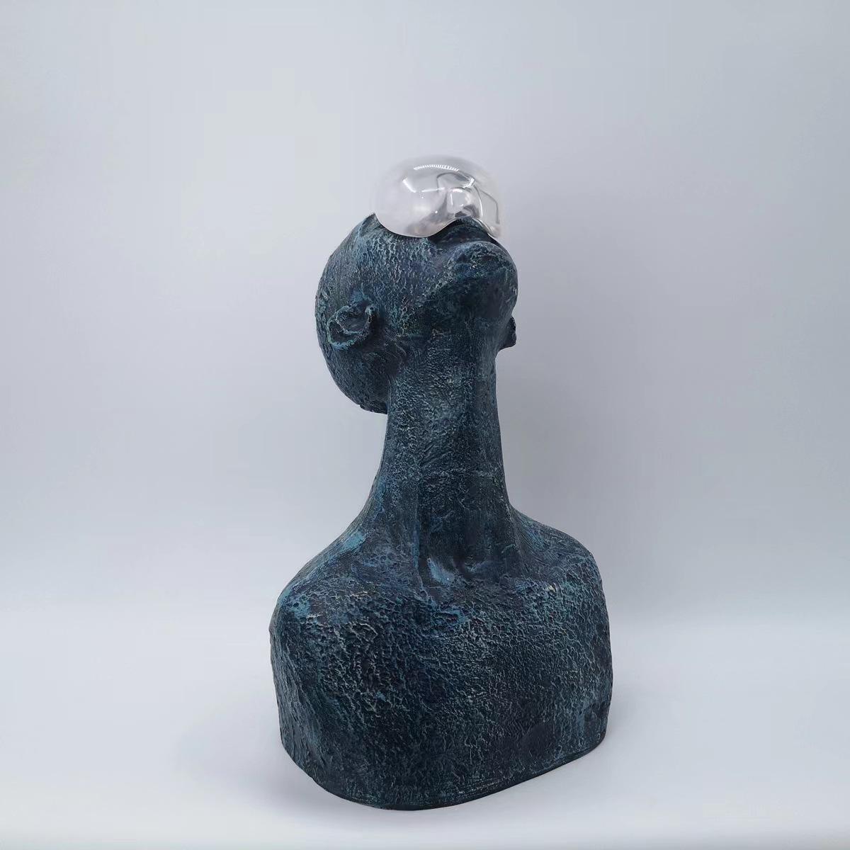 "Ethereal Reflection" Abstract Resin Sculpture – Modern Art Home Décor