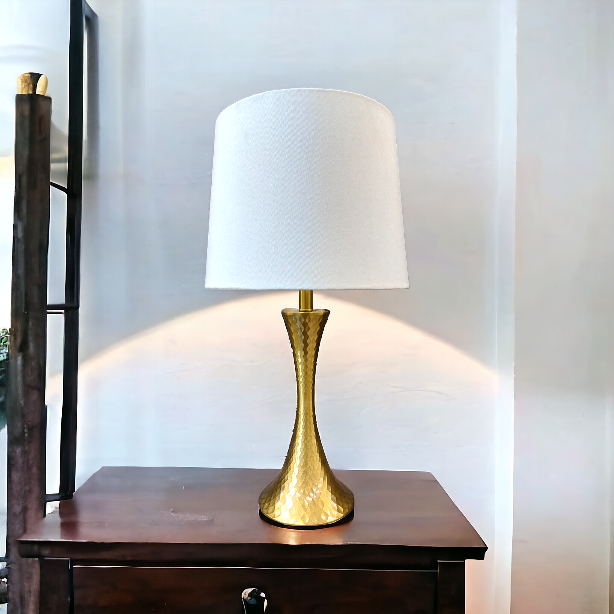 Textured style metal lamp