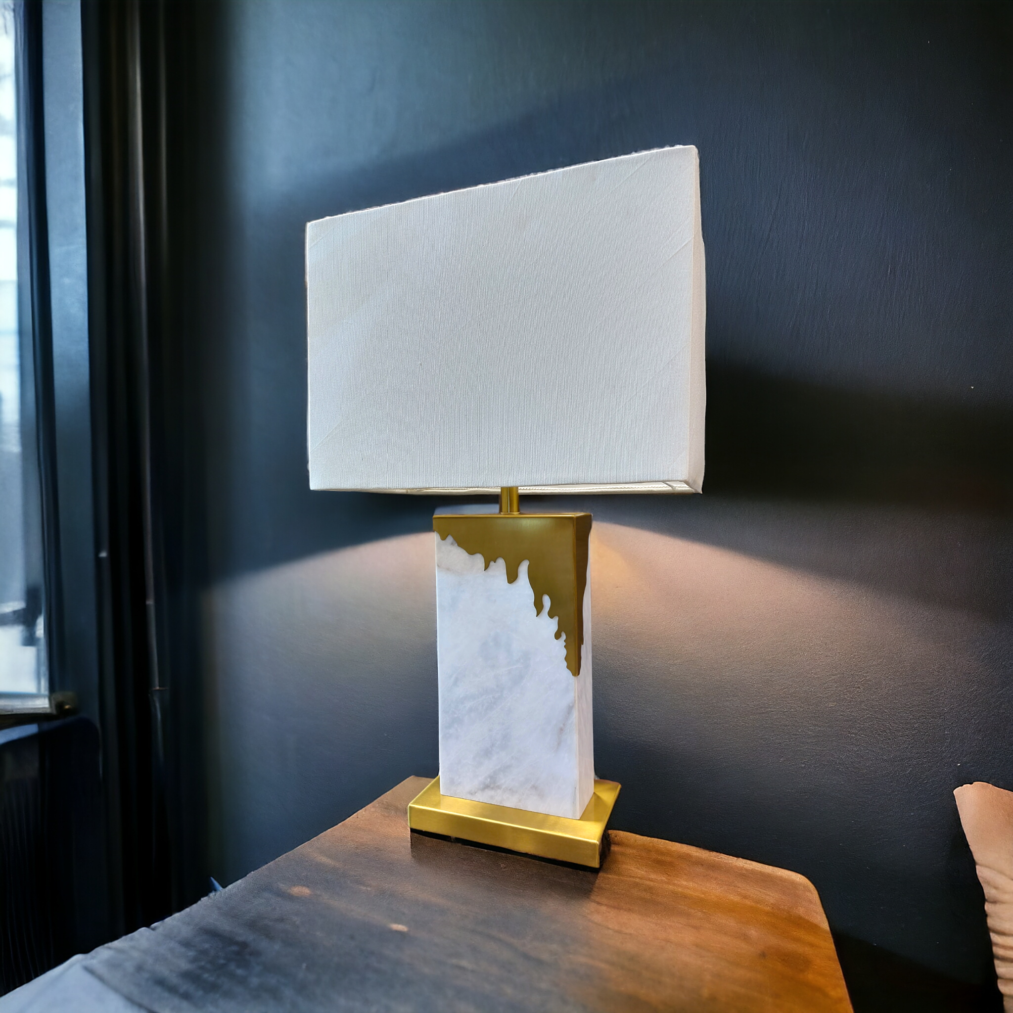 Marble rectangle table lamp white D2