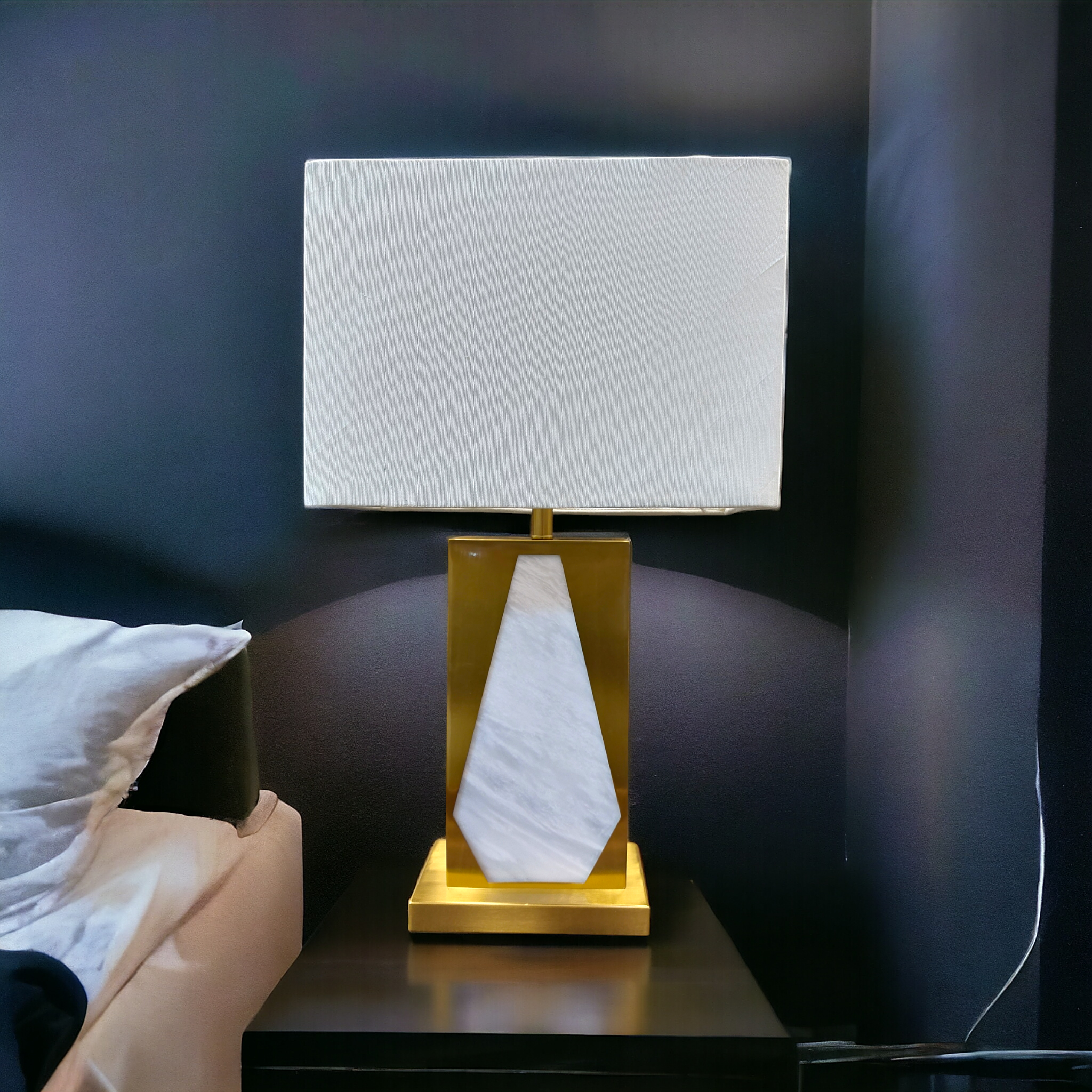 Marble rectangle table lamp white D4