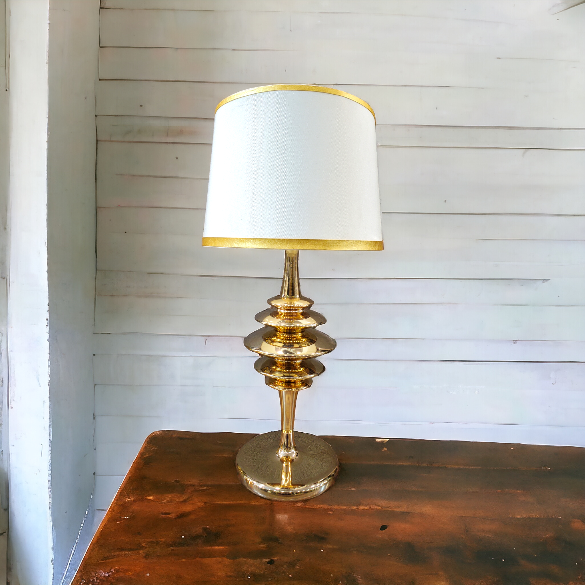 Metal plate ltable lamp